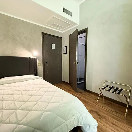 Astor Vintage 3* Frosinone