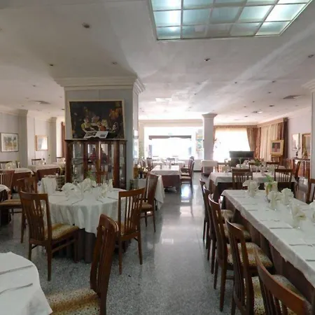 Astor Vintage Hotel 3*