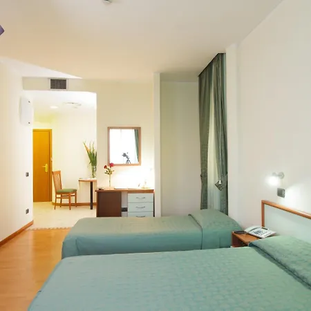 Astor Vintage Hotell Frosinone