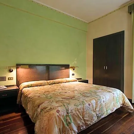 Astor Vintage