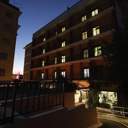 Astor Vintage Hotel