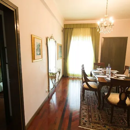 Astor Vintage Hotel 3*